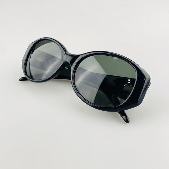 Tommy Bahama Sunglasses mod. Manitiki P0620 Black Oval Made in France 90s main image 7
